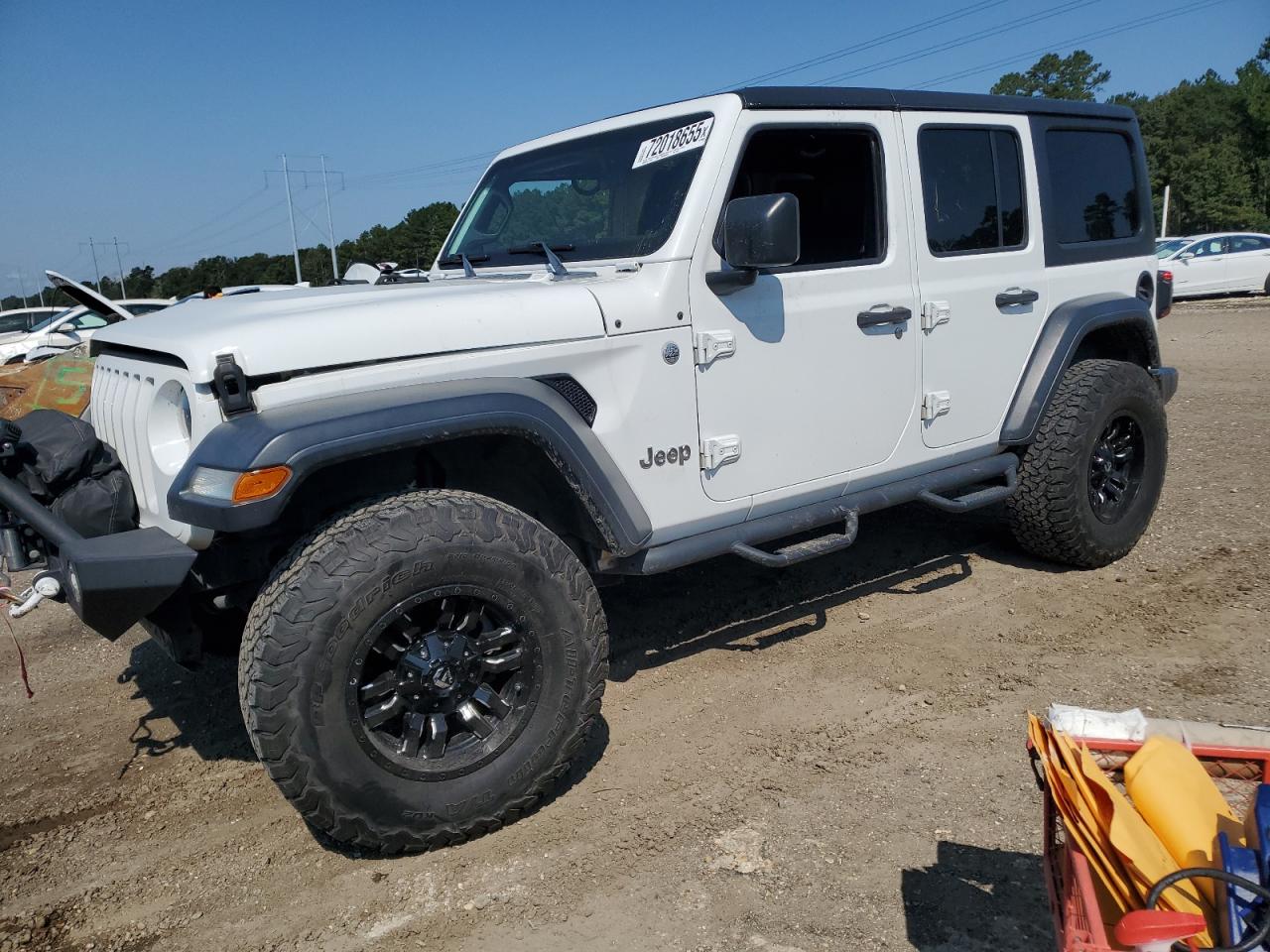 2018 Jeep Wrangler u SPORT