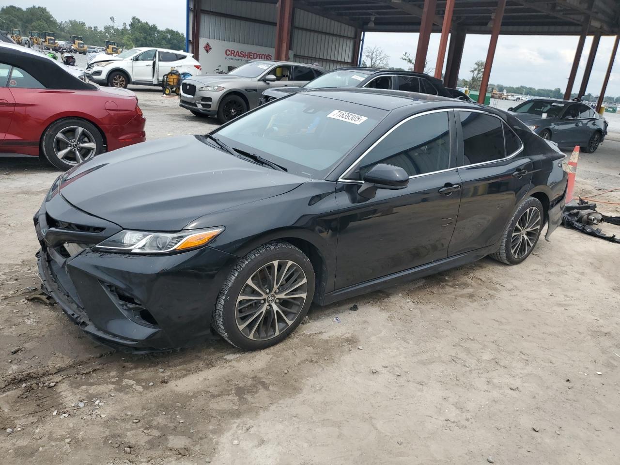 2020 Toyota Camry se SE