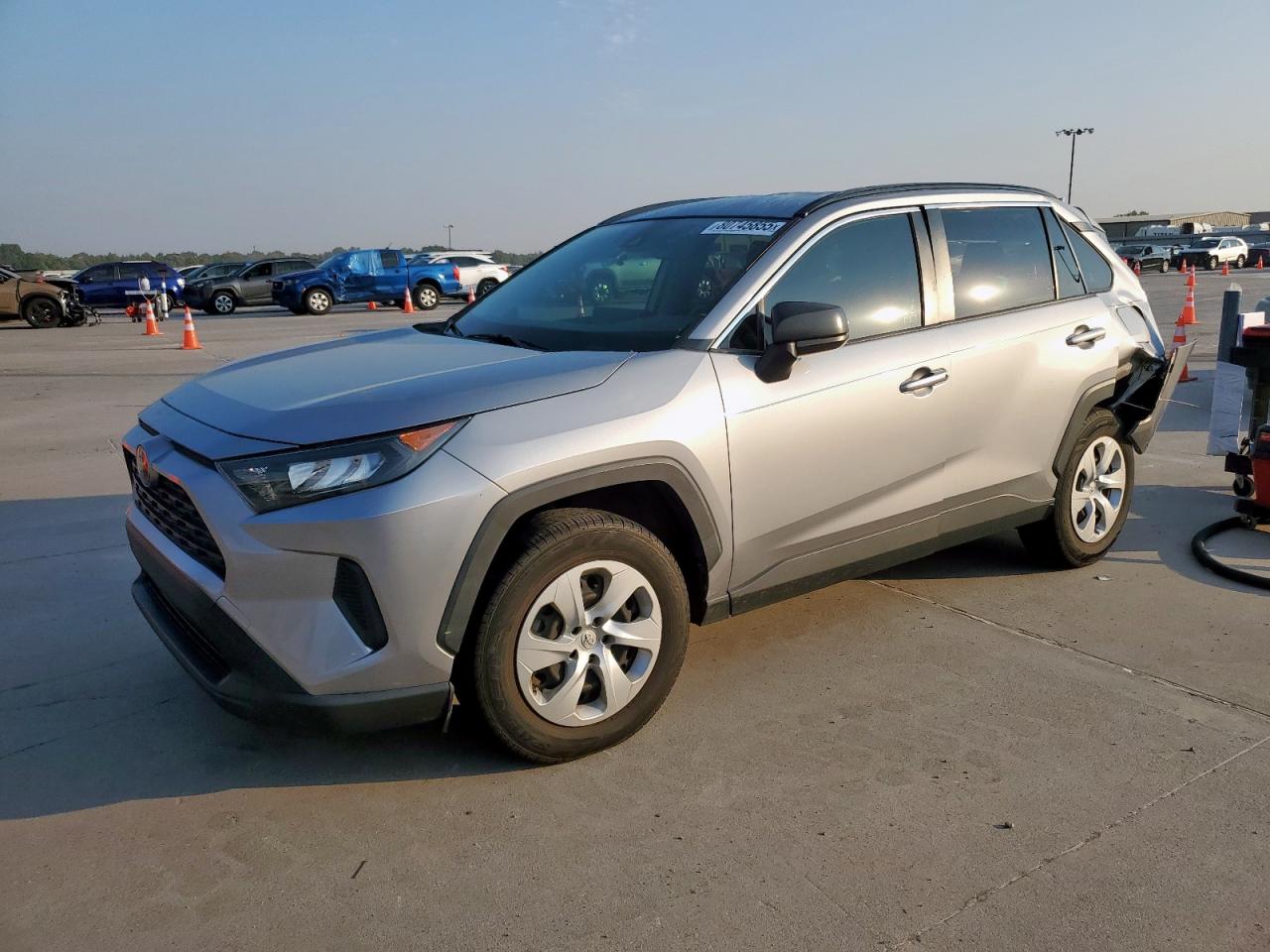 2021 Toyota Rav4 le LE