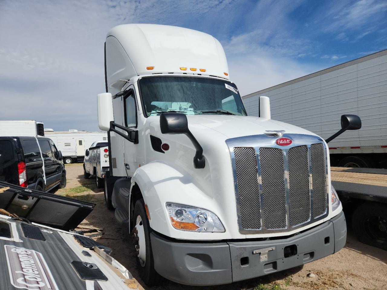 2018 Peterbilt tractor 579