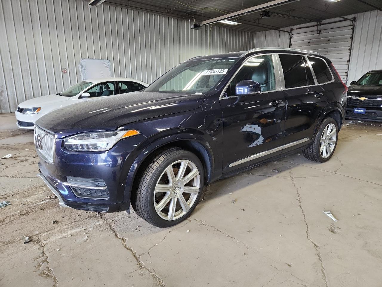 2017 Volvo Xc90 t8