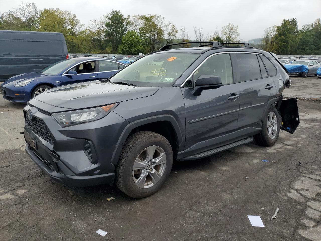 2022 Toyota Rav4 le LE