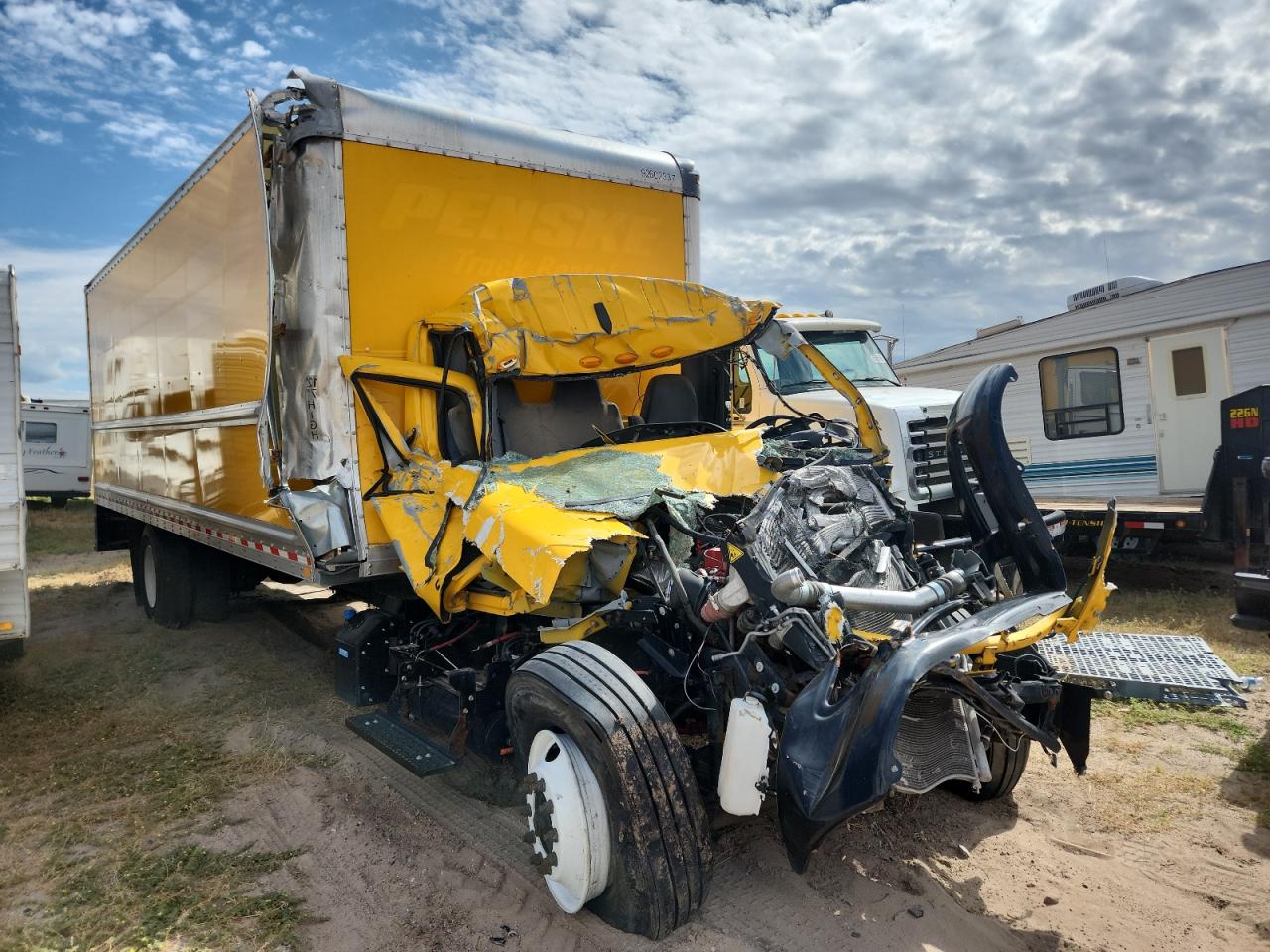 2022 International Mv607