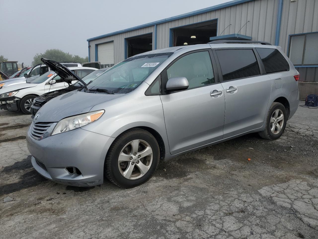 2016 Toyota Sienna le LE