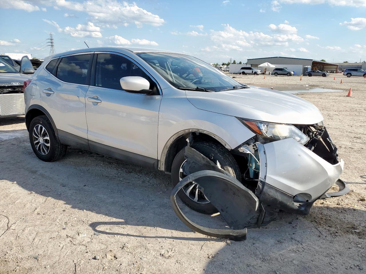 2019 Nissan Rogue sport S