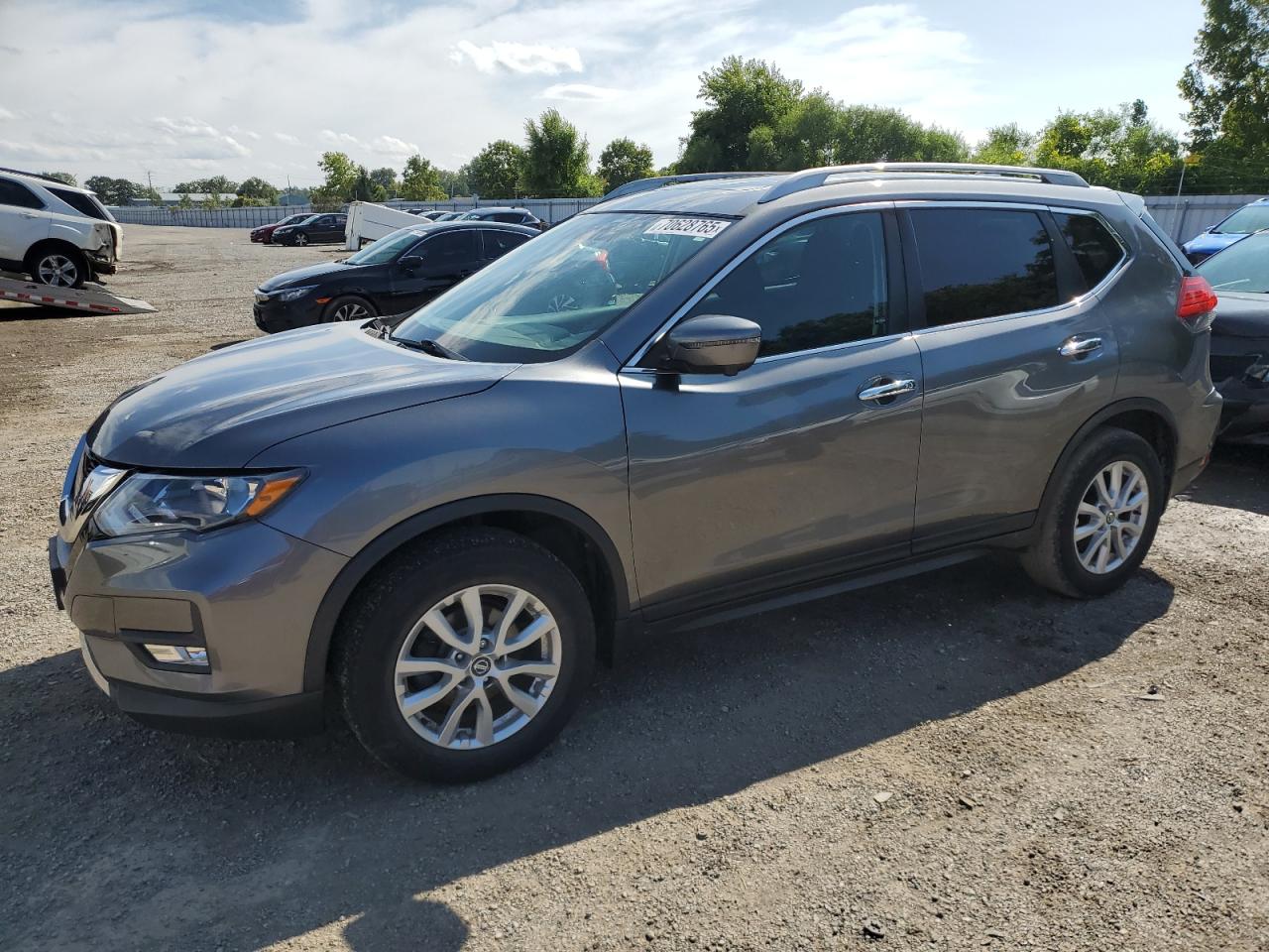 2017 Nissan Rogue sv SV