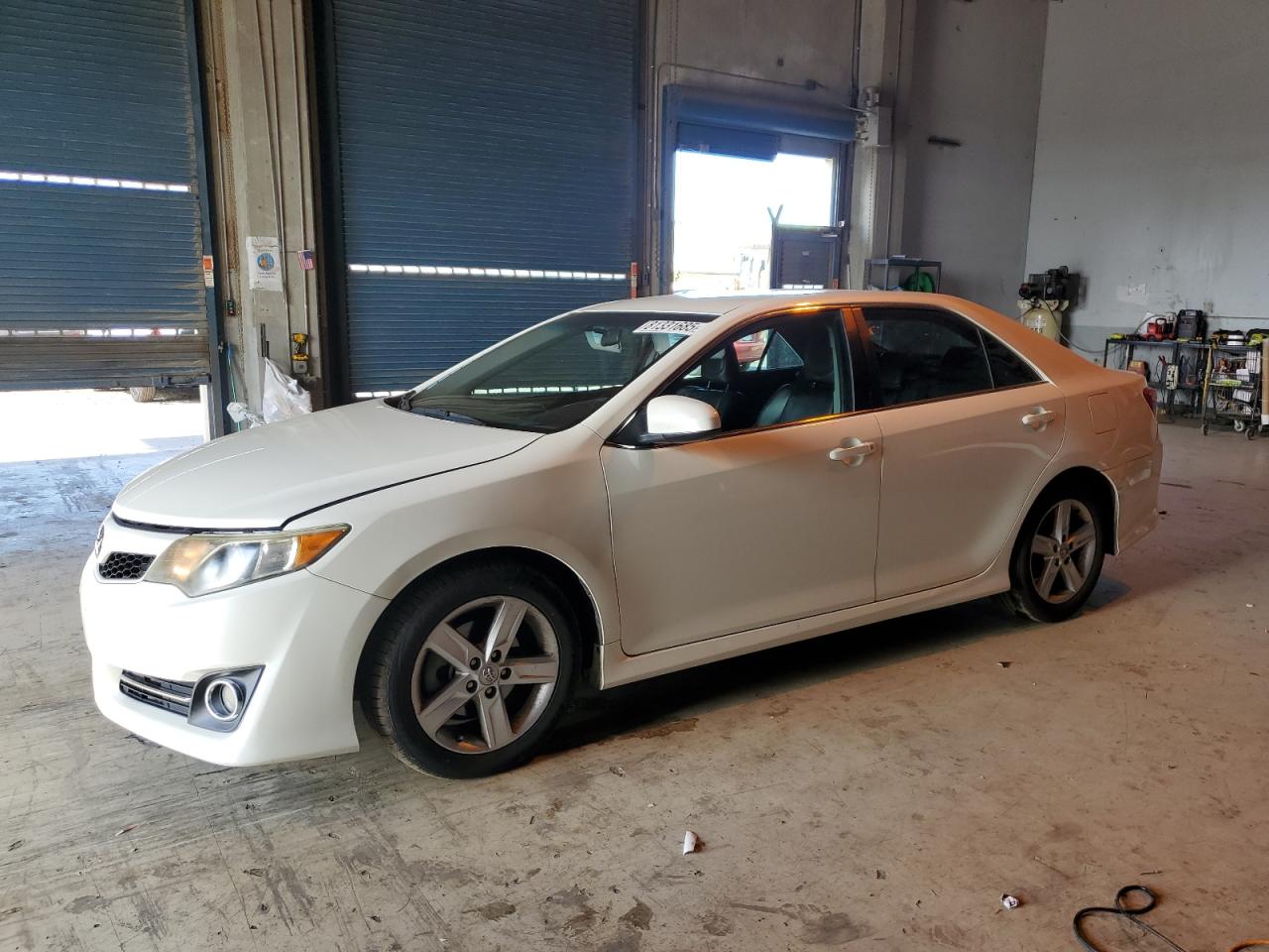 2014 Toyota Camry l L