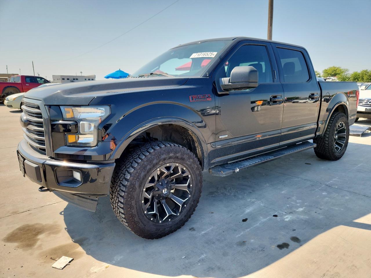 2017 Ford F150 xlt SUPERCREW