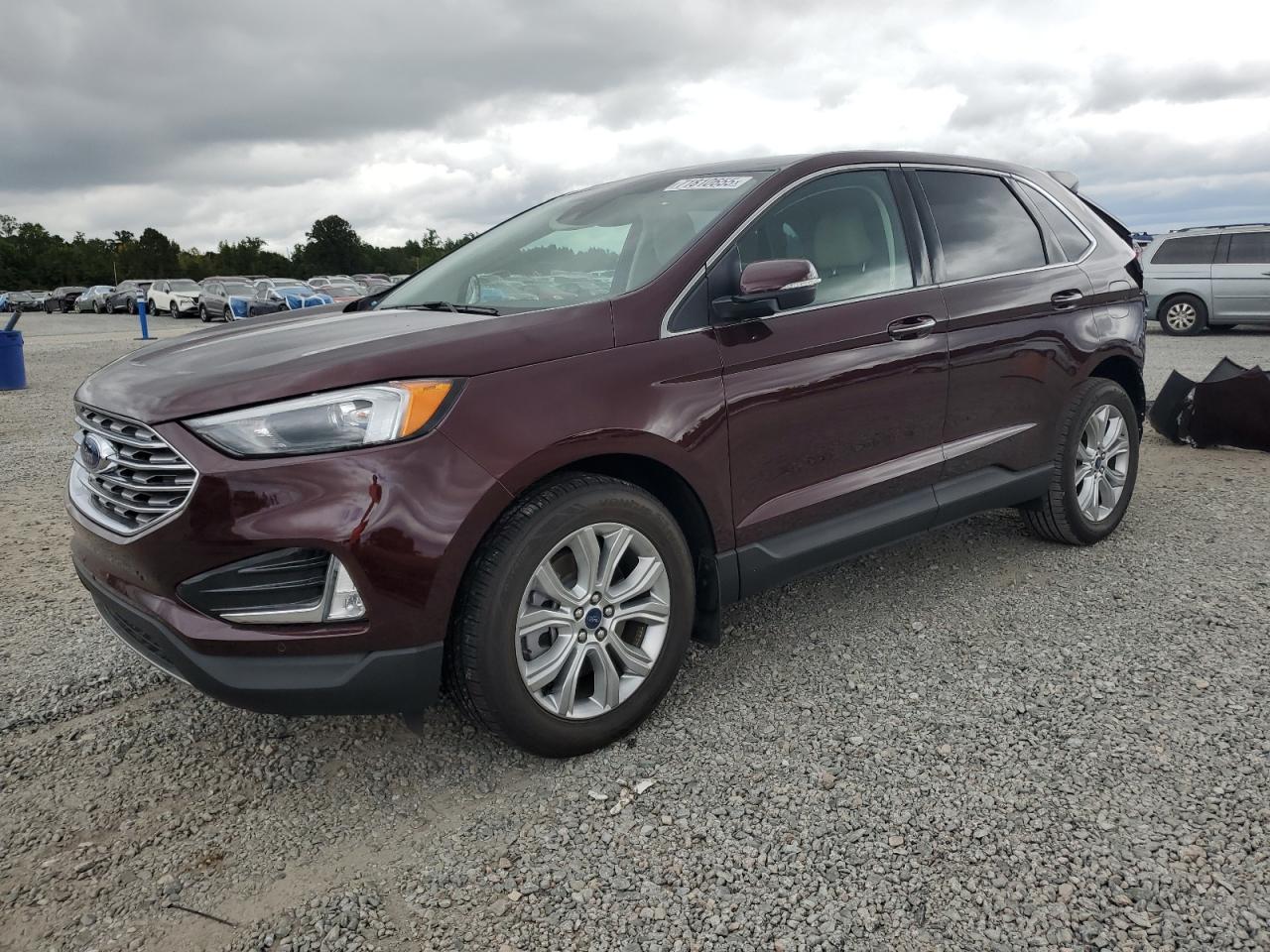 2022 Ford Edge titan TITANIUM
