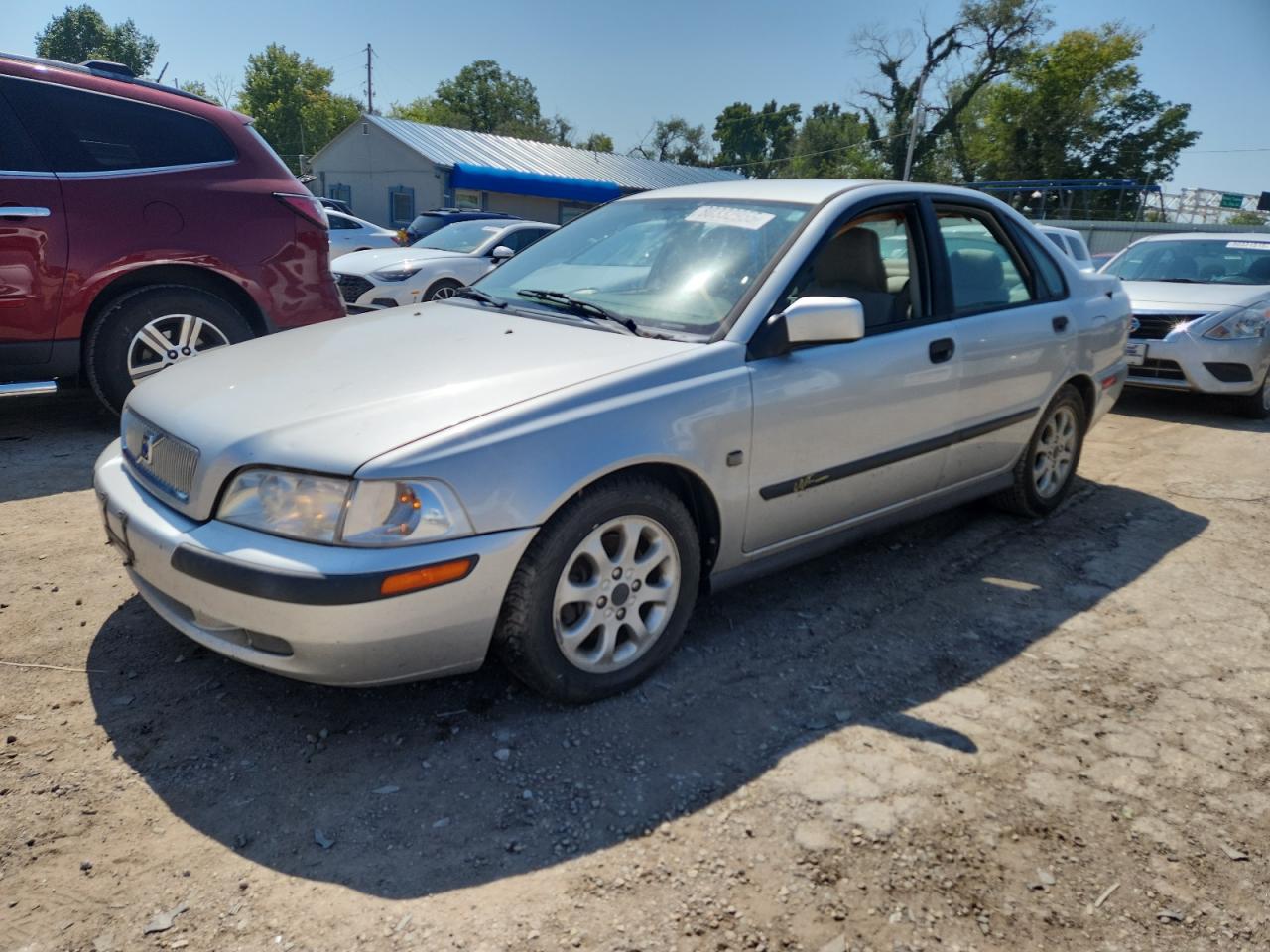 2002 Volvo S40
