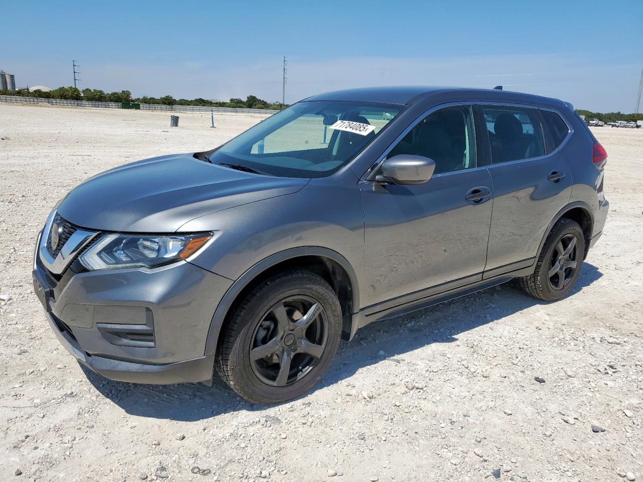 2018 Nissan Rogue s S