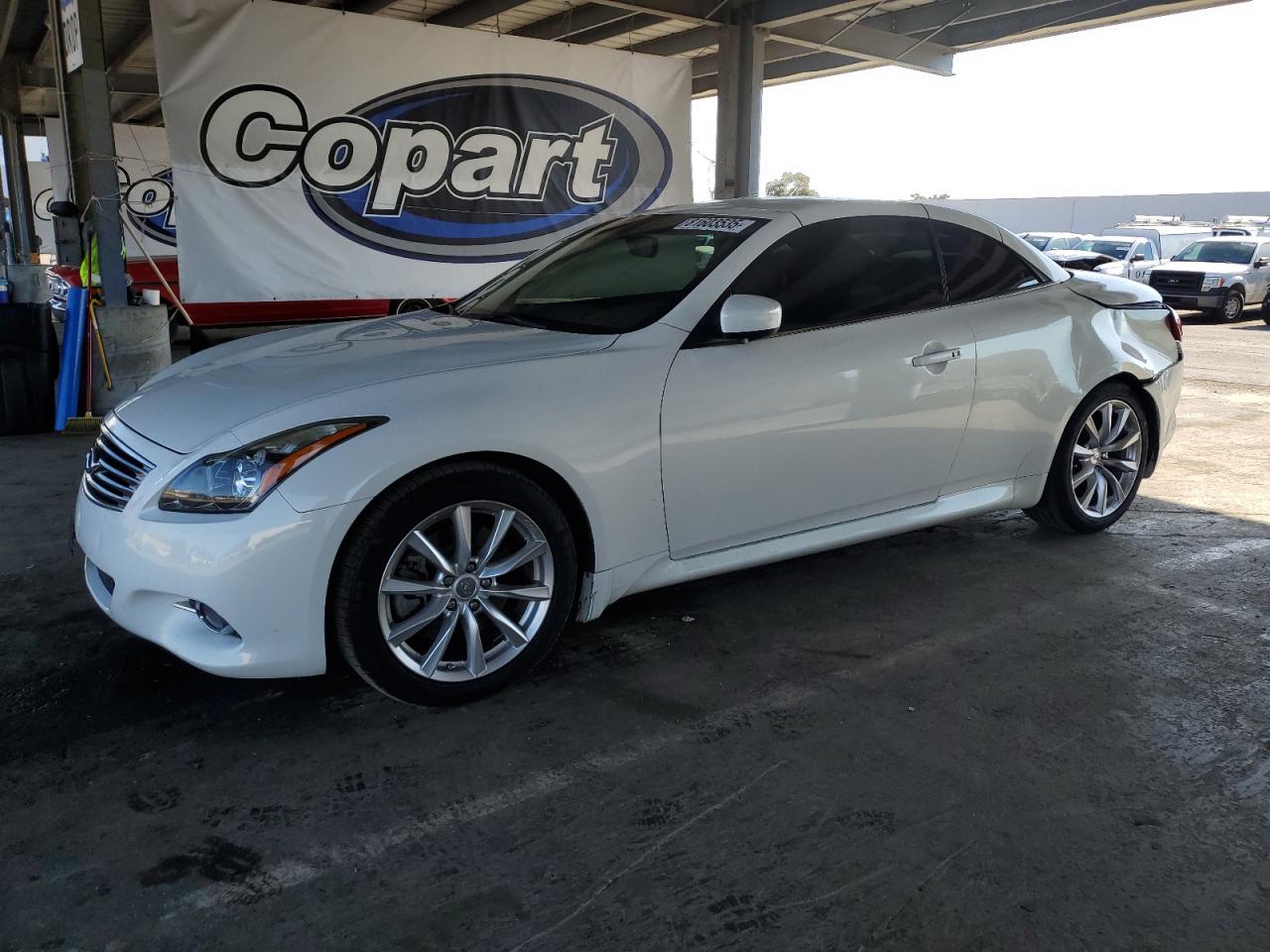2013 Infiniti G37