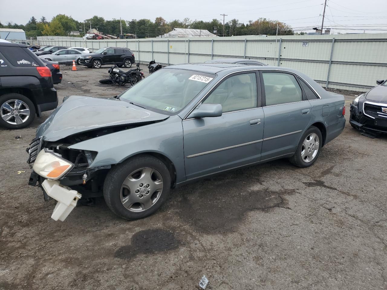 2004 Toyota Avalon xl XL