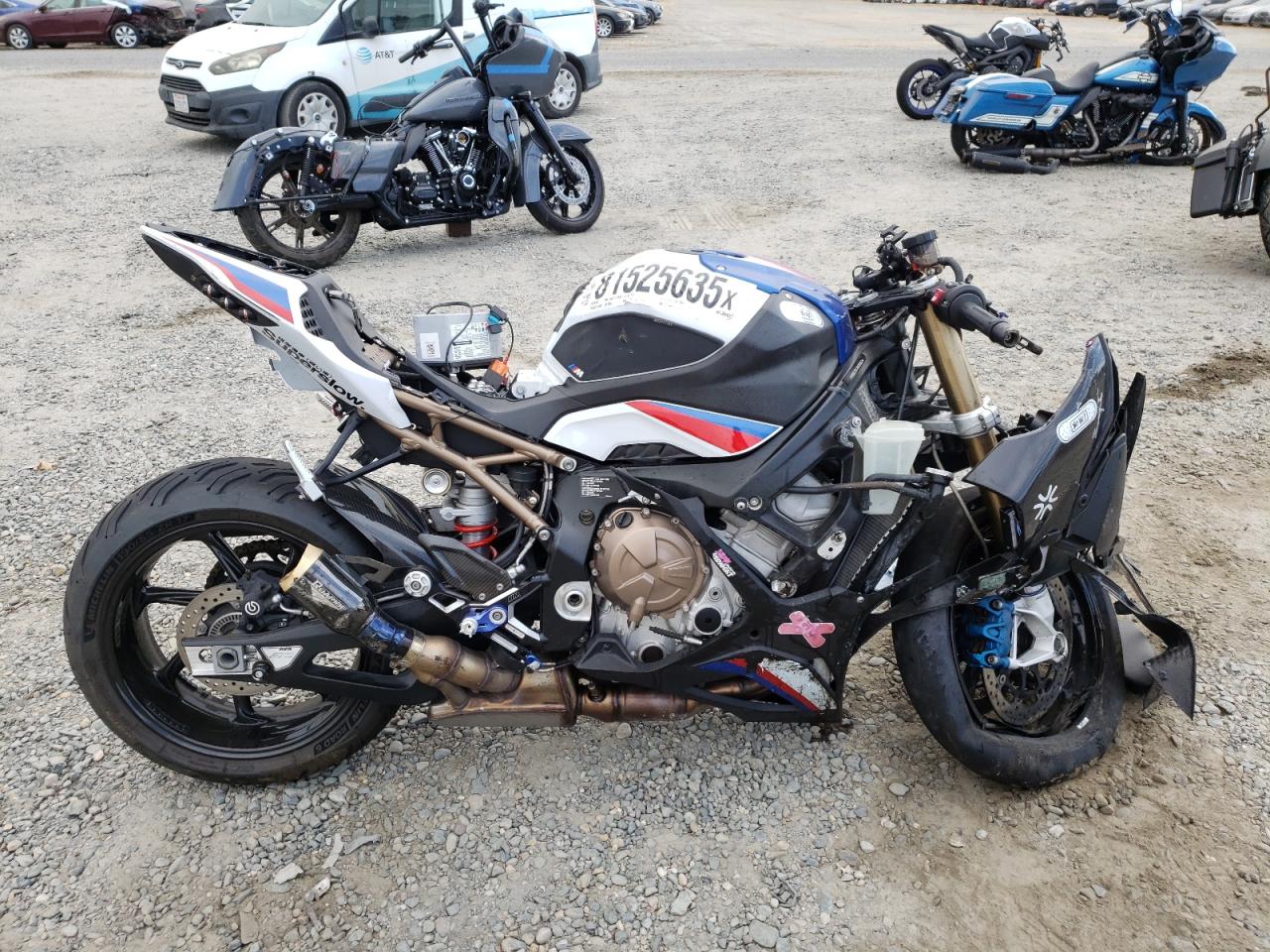 2022 BMW S 1000