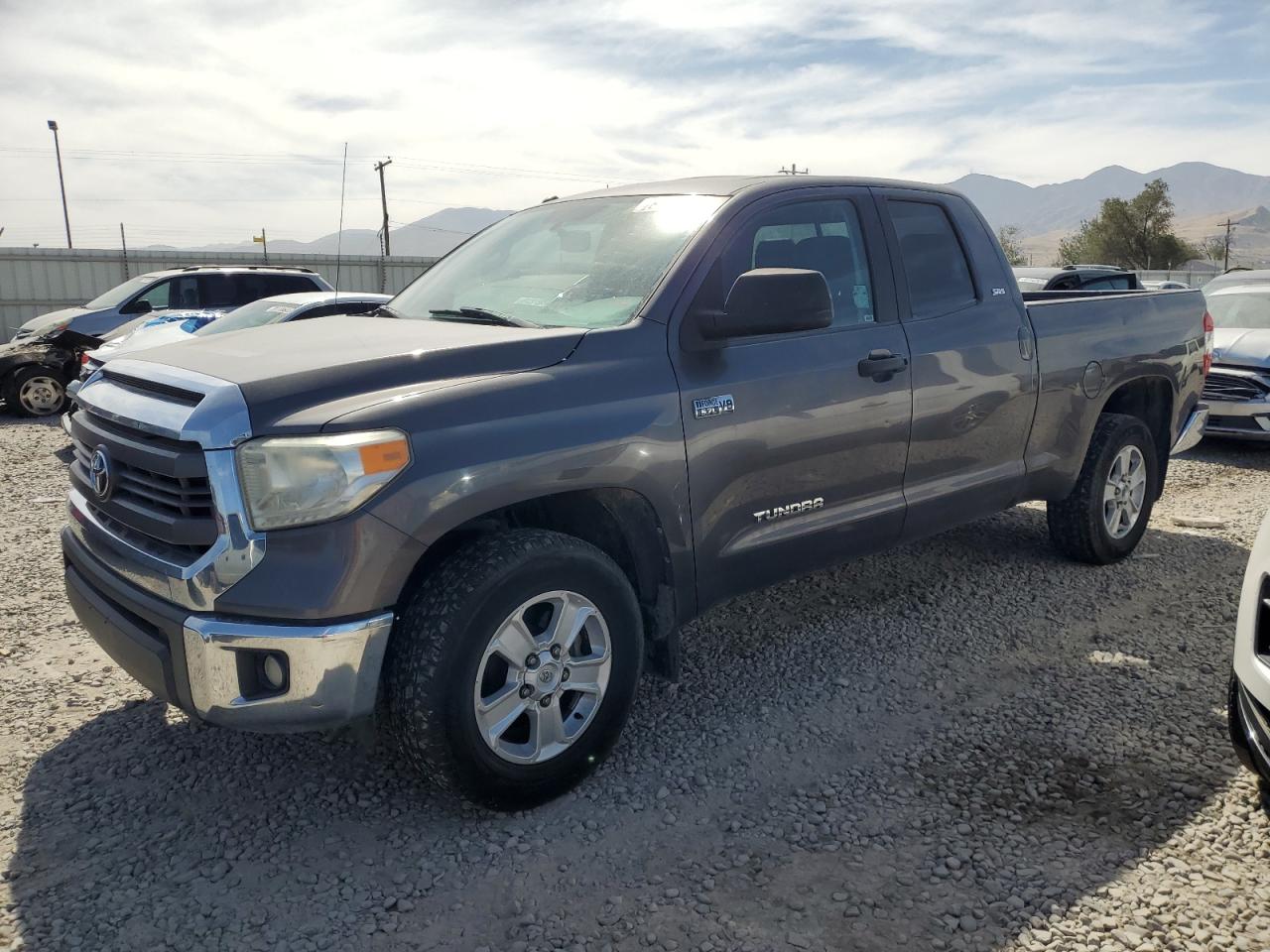 Toyt Tundra double cab sr
