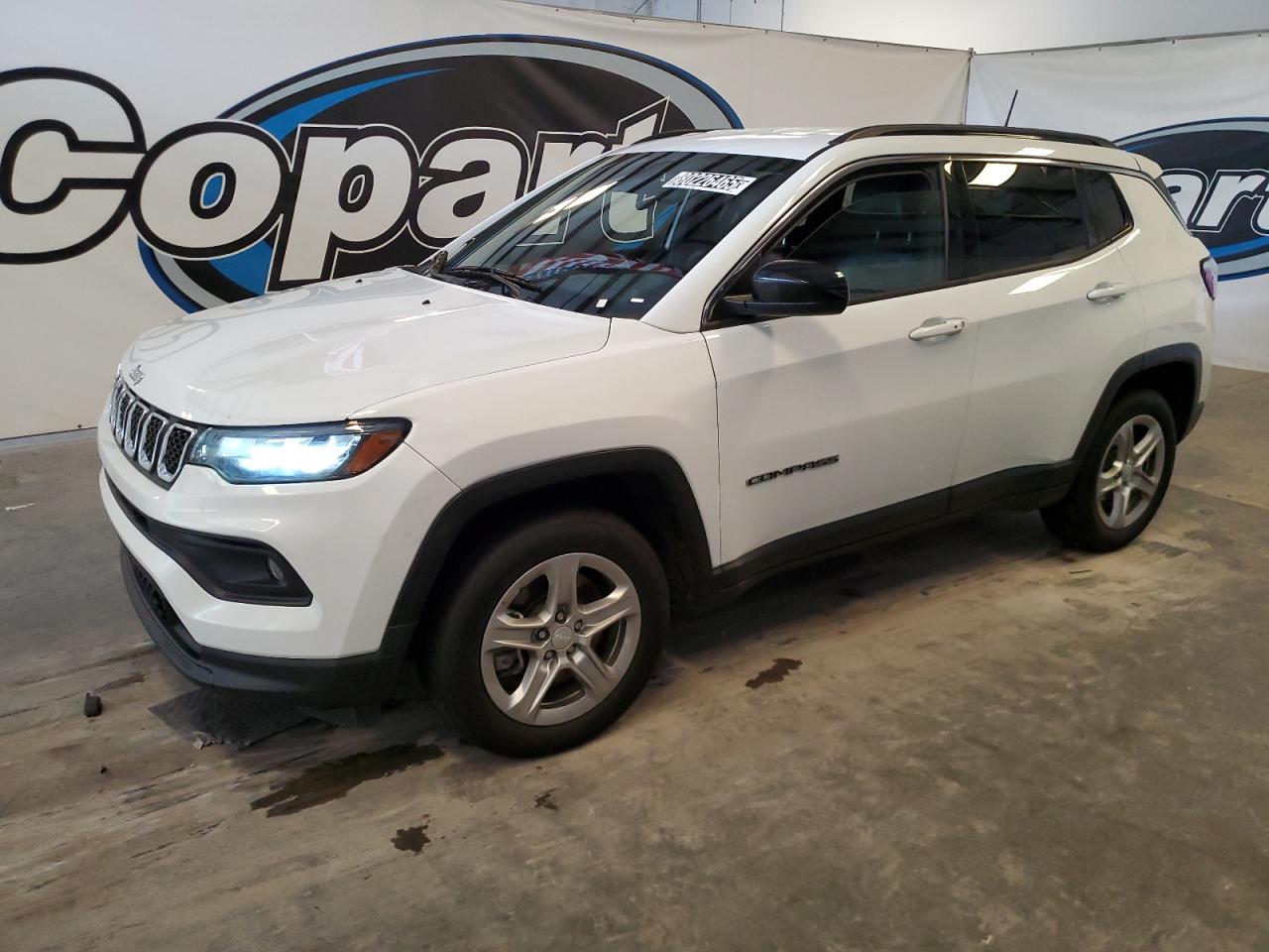 2023 Jeep Compass la LATITUDE