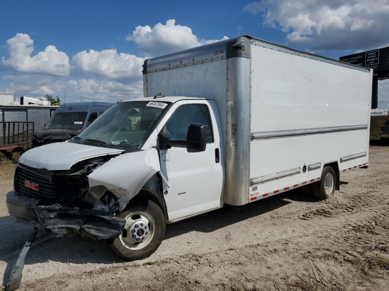2022 Gmc Savana cut CUTAWAY G3500