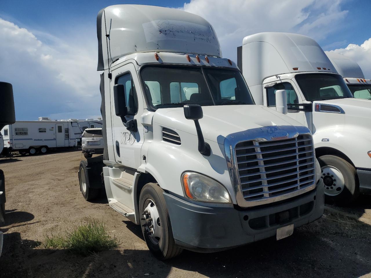 2016 Freightliner Cascadia 1