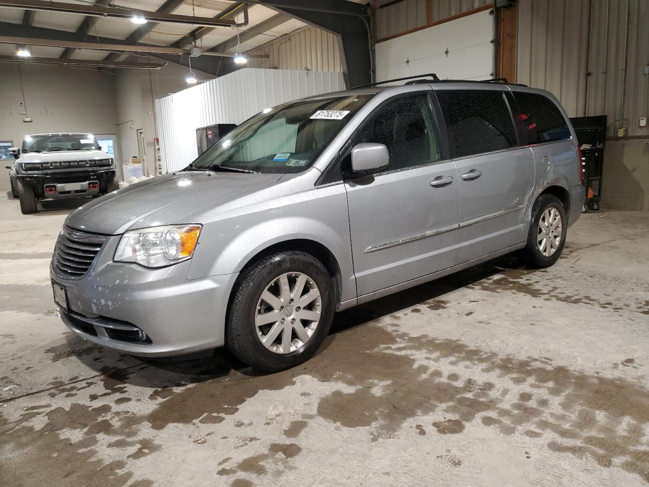 2015 Chrysler Town & country touring TOURING