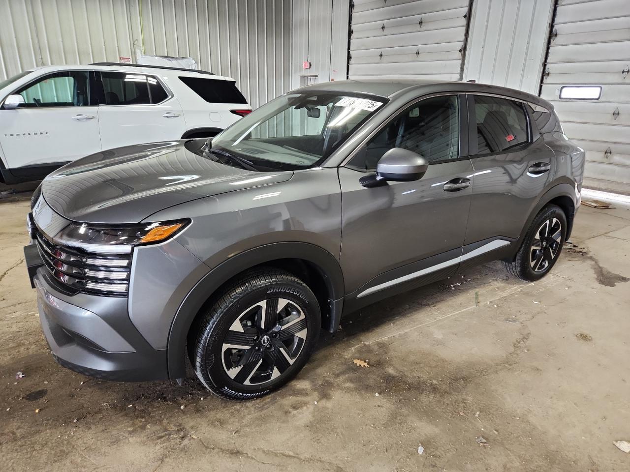 2025 Nissan Kicks sv SV