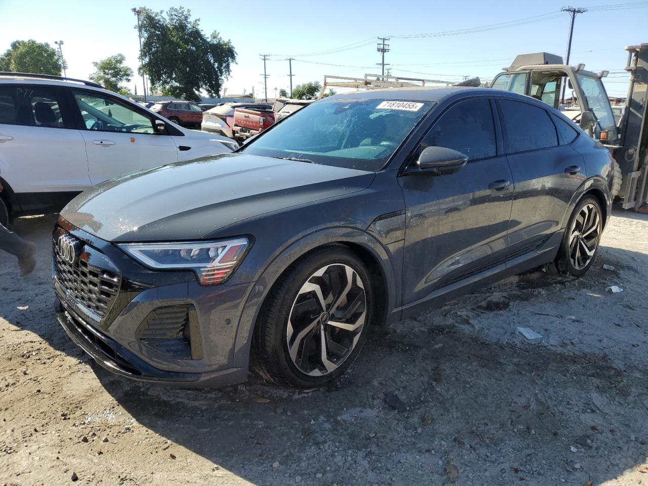 2024 Audi Q8 e-tron sportback premium plus