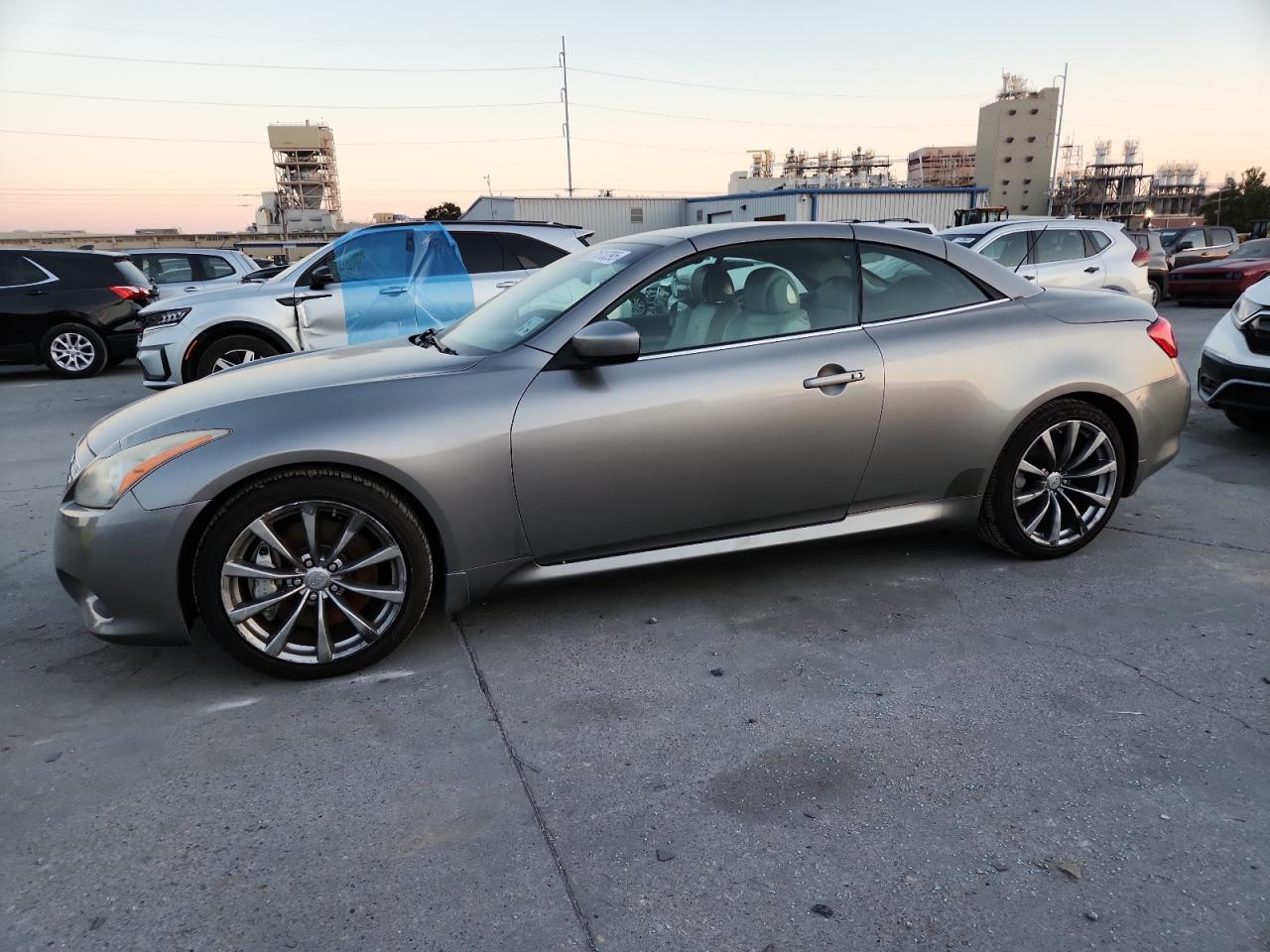 2009 Infiniti G37
