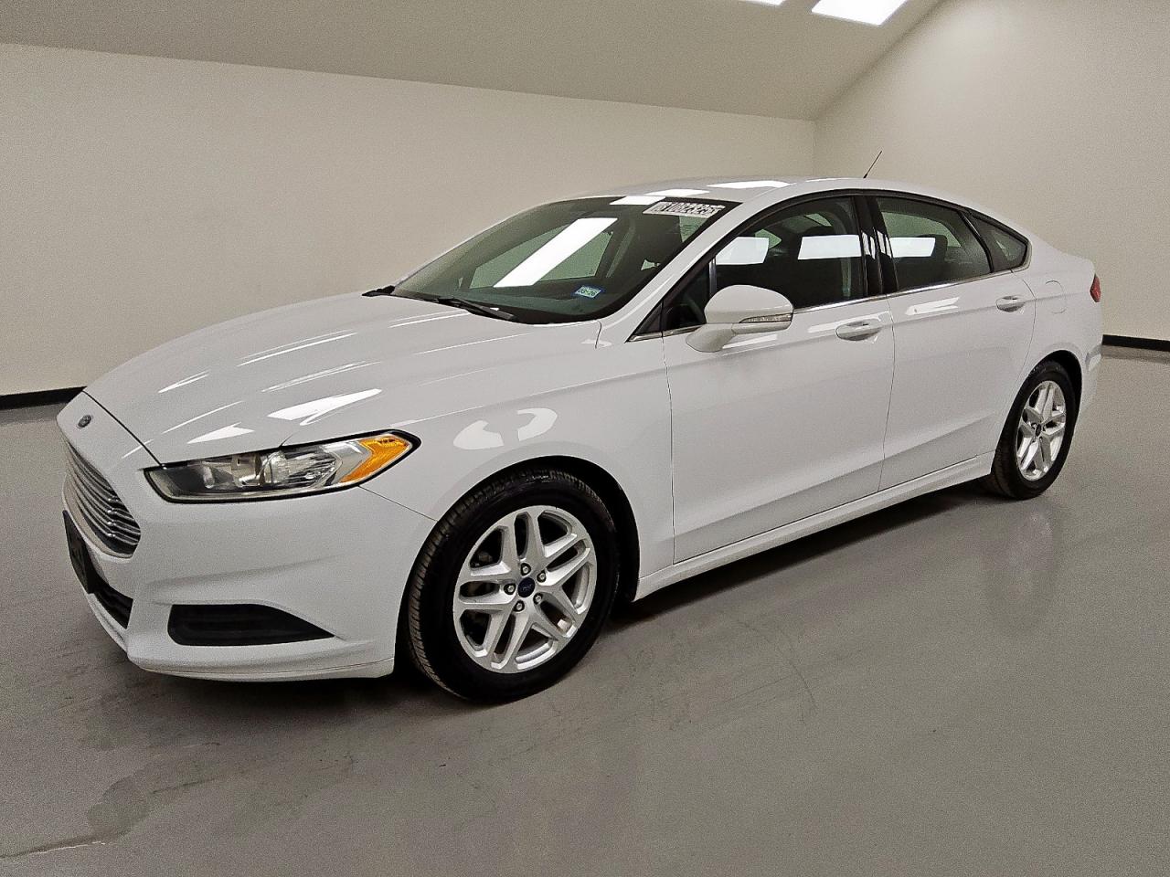 2016 Ford Fusion se SE
