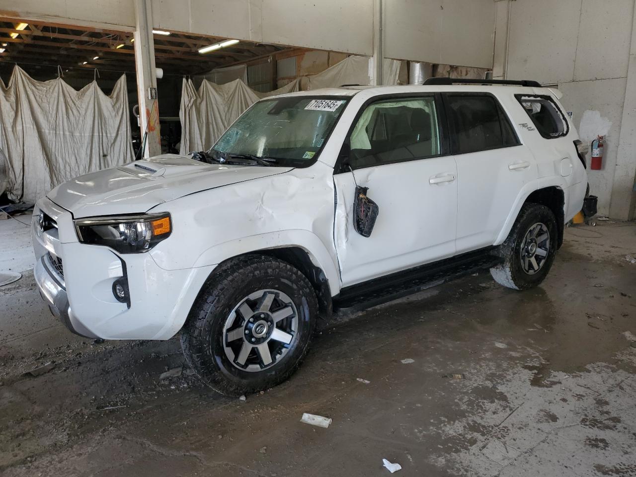 2022 Toyota 4runner sr SR5 SR5 PREMIUM
