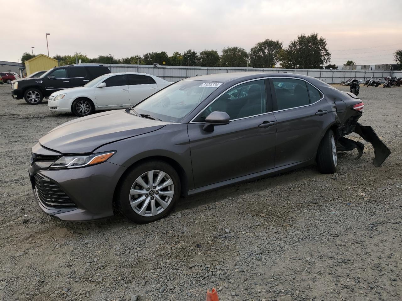 2020 Toyota Camry le LE