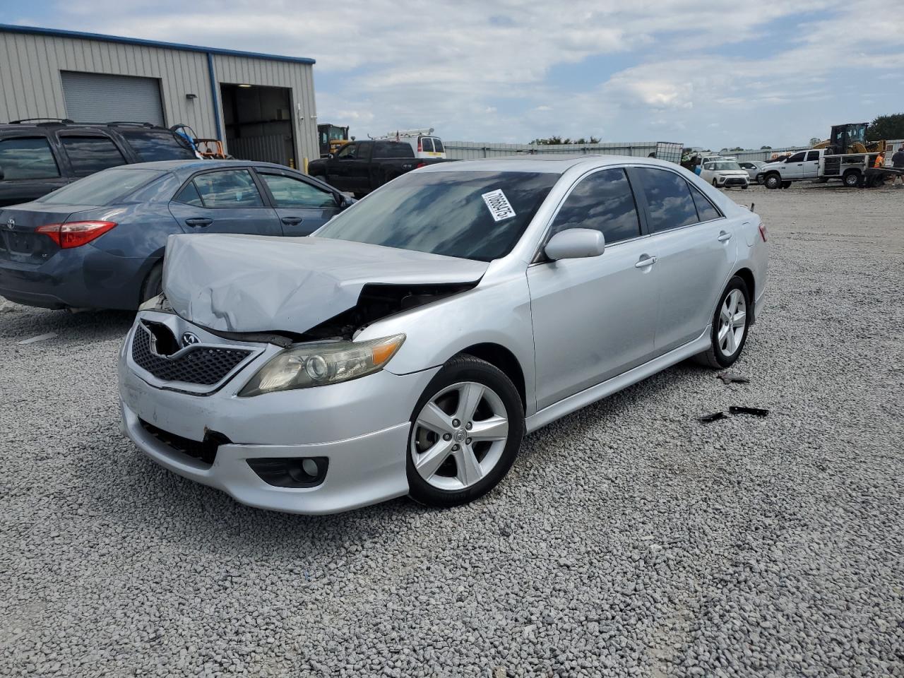 2011 Toyota Camry base BASE