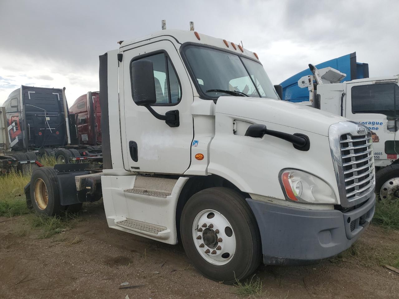 2016 Freightliner Cascadia 1