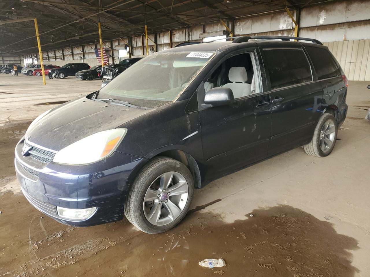 2004 Toyota Sienna ce CE