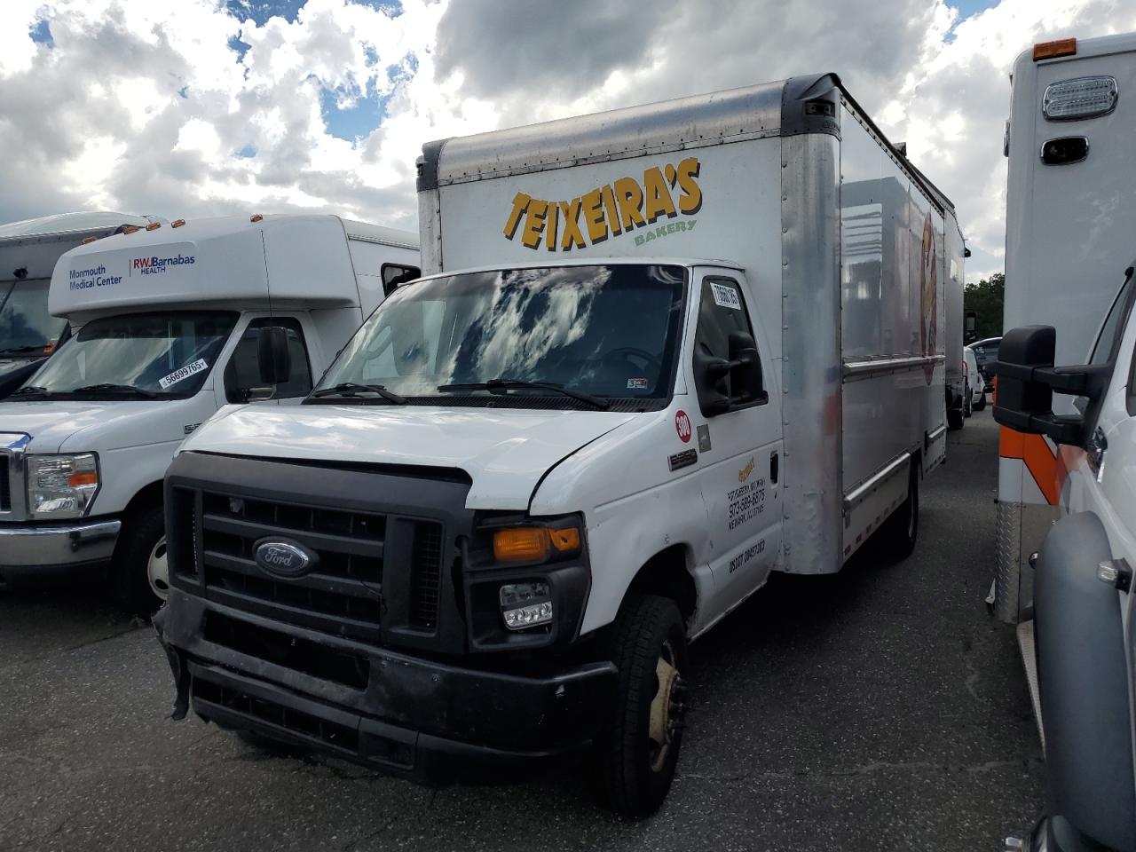 2017 Ford Econoline e350 super duty cutaway van E350 SUPER DUTY CUTAWAY VAN