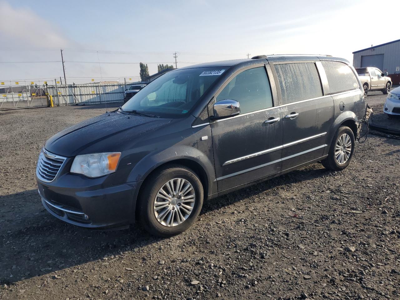 2014 Chrysler Town & country touring l TOURING L