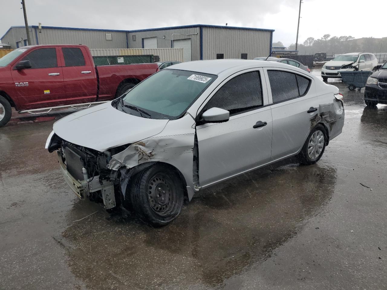 2018 Nissan Versa s S
