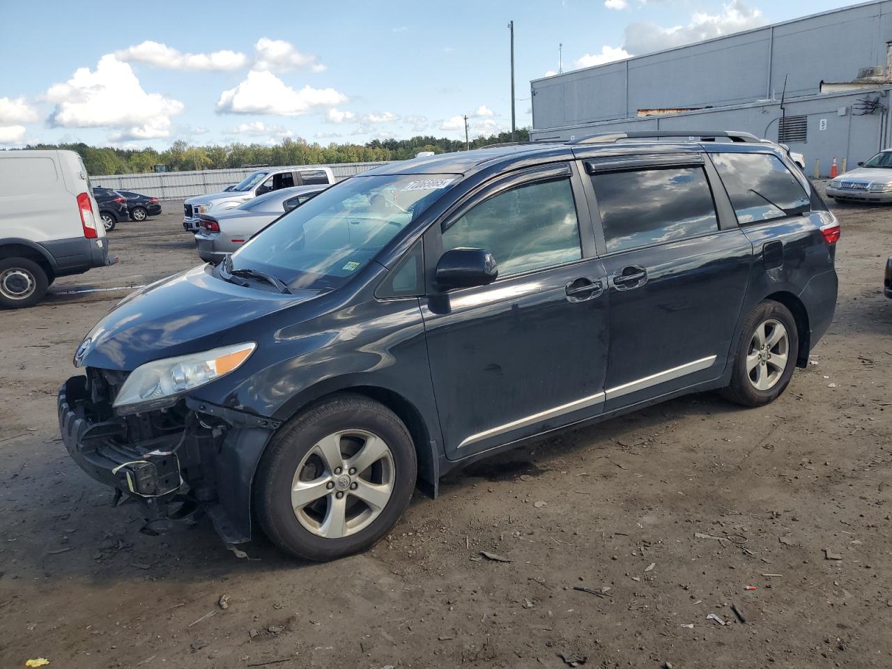 2016 Toyota Sienna le LE