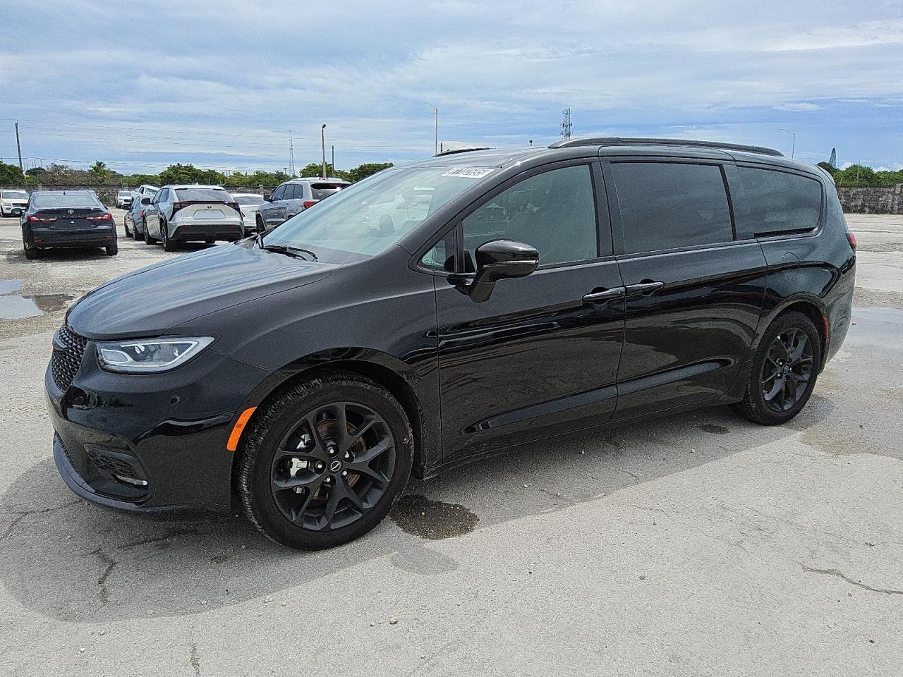 2025 Chrysler Pacifica l