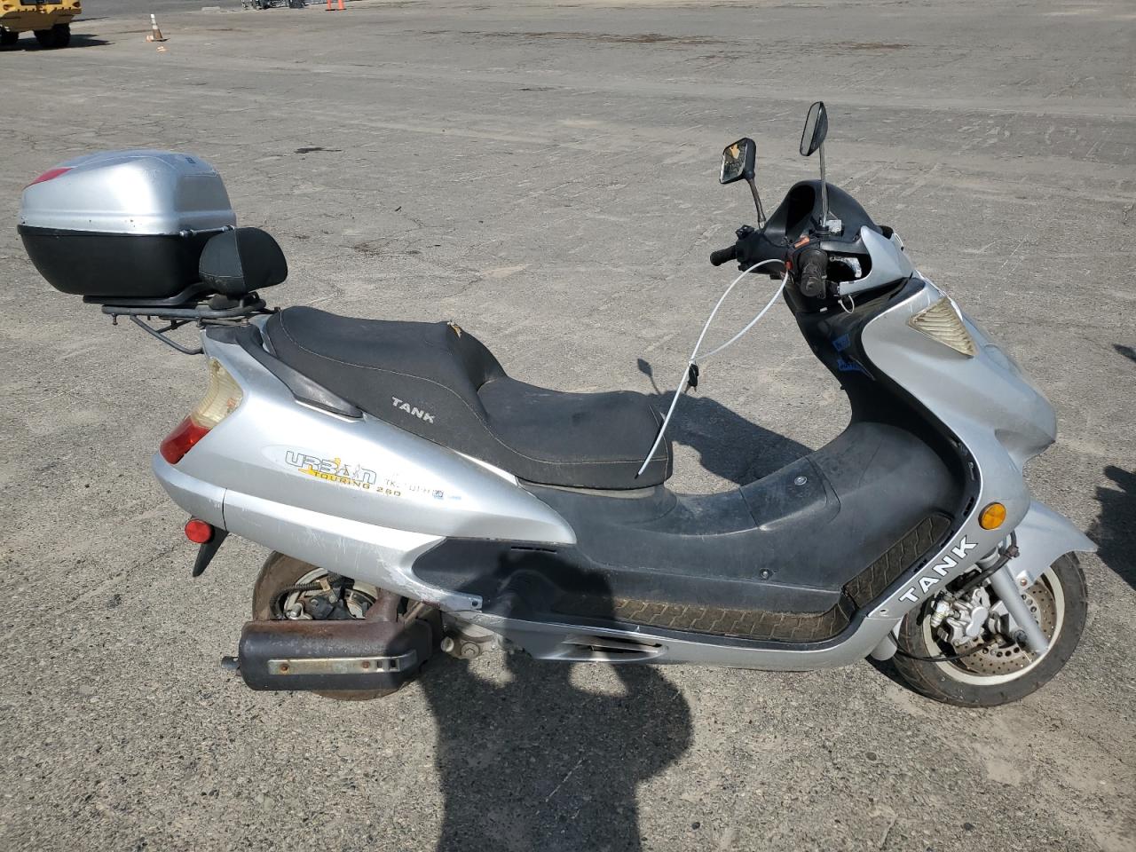 2007 Tank Scooter