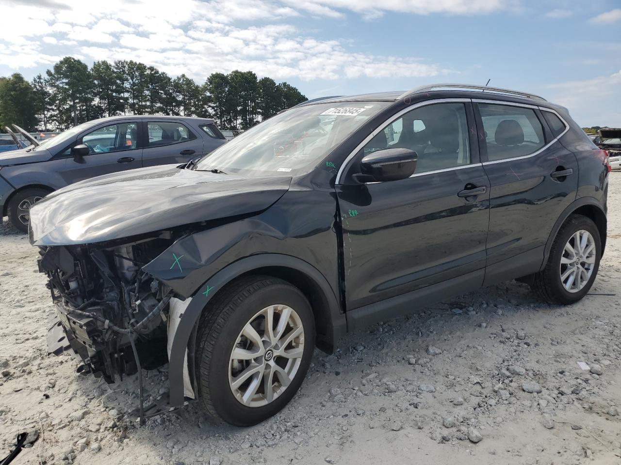 2021 Nissan Rogue spor SV