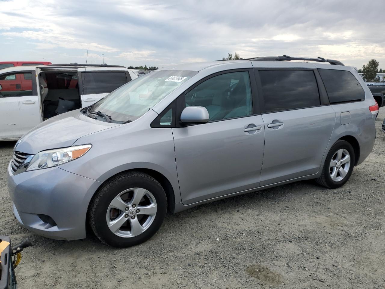 2012 Toyota Sienna le LE