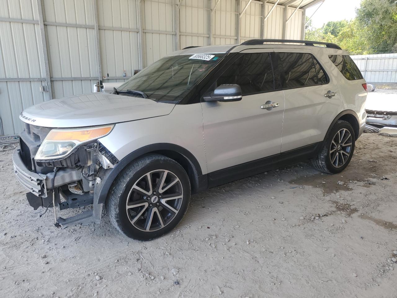 2015 Ford Explorer x XLT