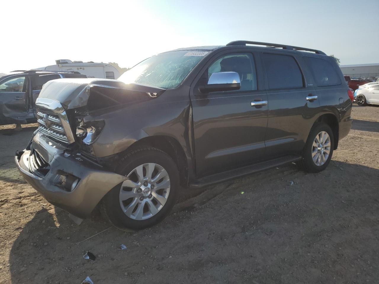 2014 Toyota Sequoia pl PLATINUM