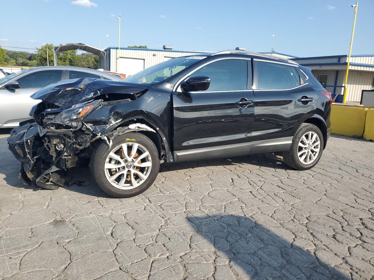 2020 Nissan Rogue sport S