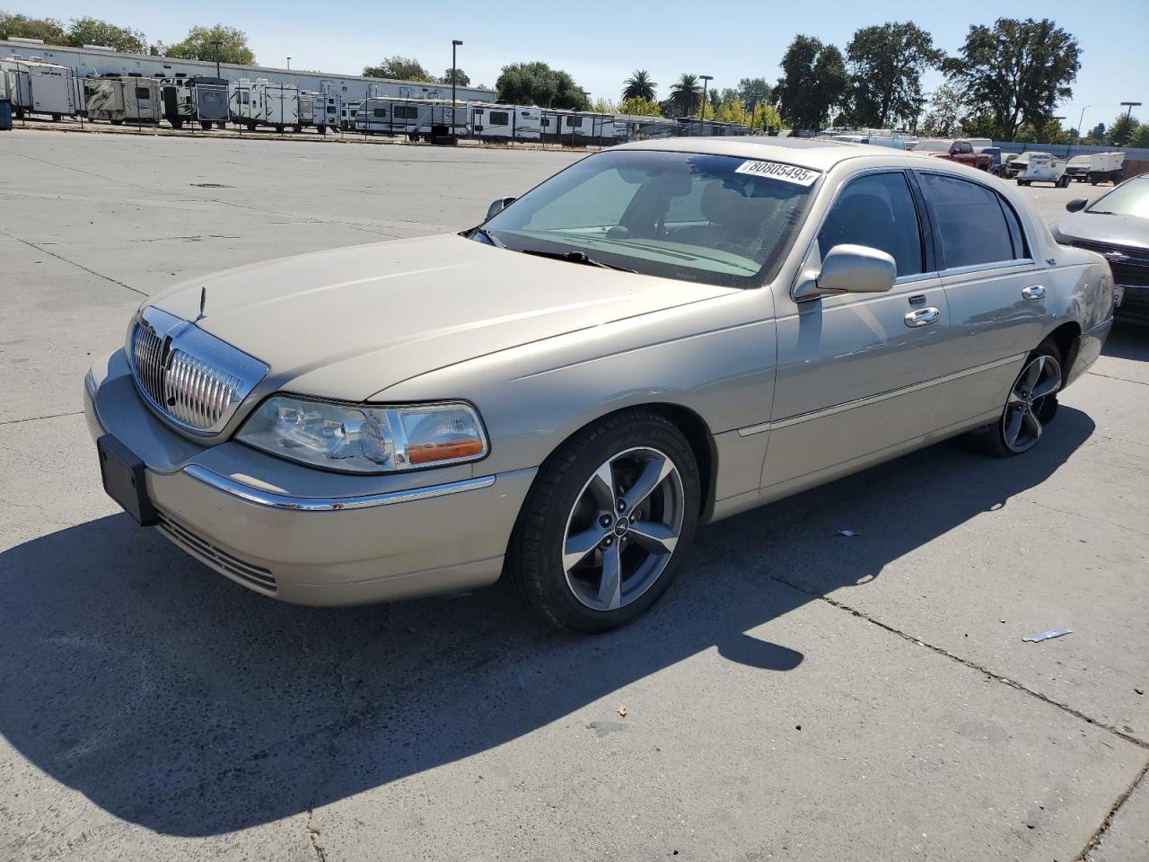 2005 Lincoln Town Car