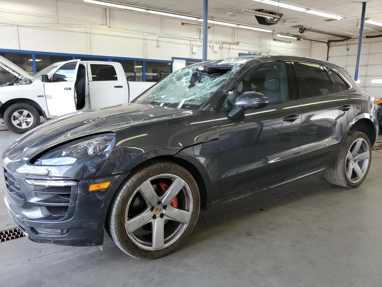 2017 Porsche Macan Gts