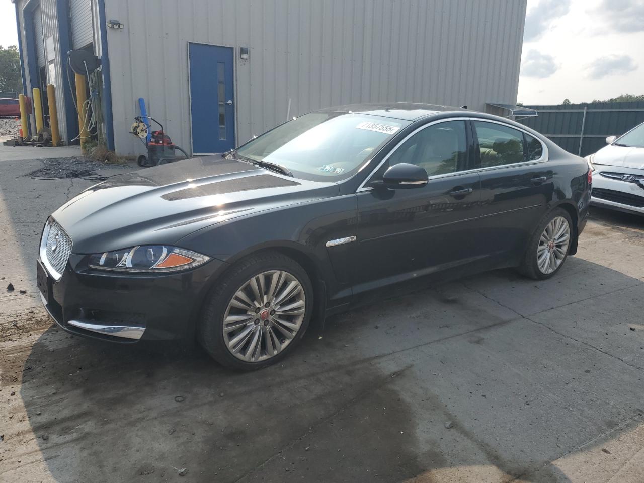Jaguar Xf