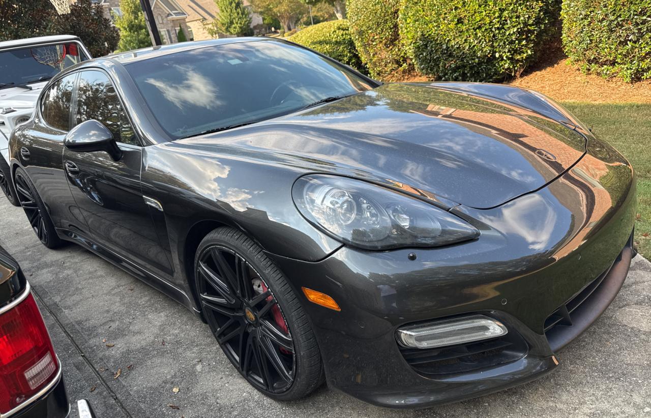 2013 Porsche Panamera Gts