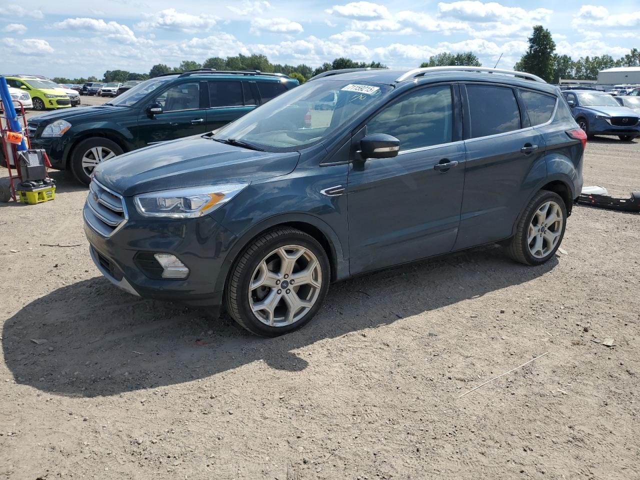 2019 Ford Escape tit TITANIUM
