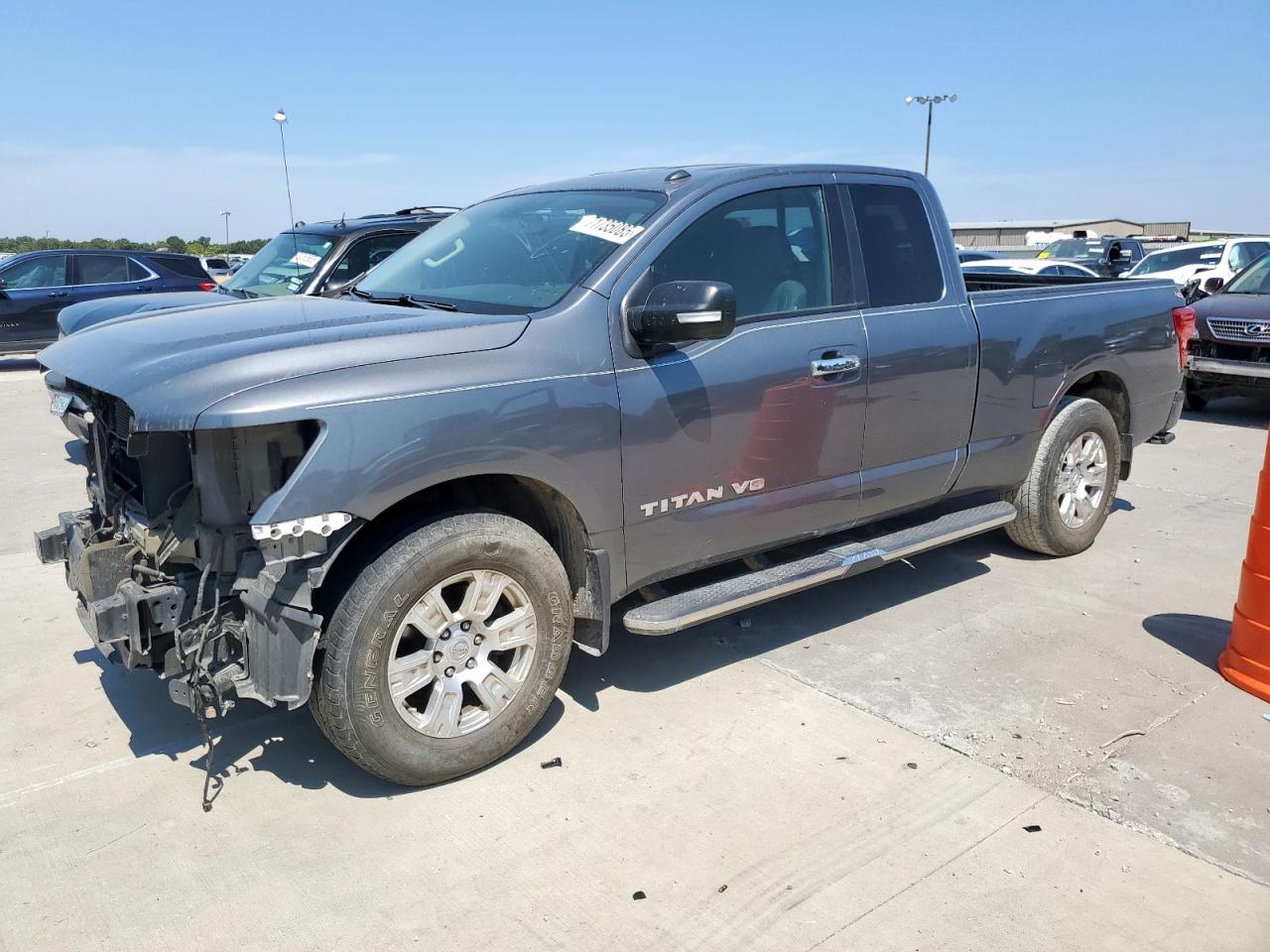 2019 Nissan Titan sv SV