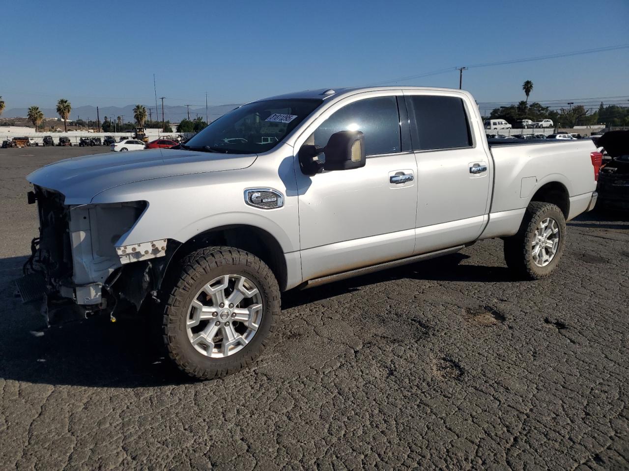 2016 Nissan Titan